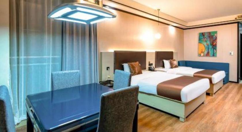 Gya Changzhou Wujin District Hutang New Era Furniture Plaza Hotel Exteriör bild